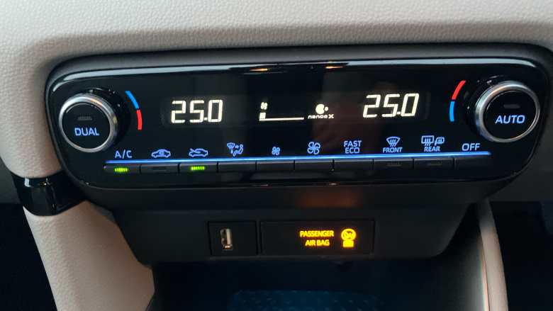 Toyota Yaris 1.5 Hybrid Excel 5dr CVT Hybrid Hatchback